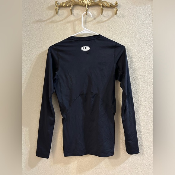 Black Under Armour Compression Shirt - Picture 2 of 2